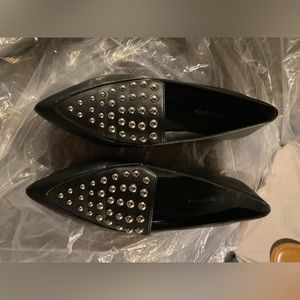 Women’s flats/loafers